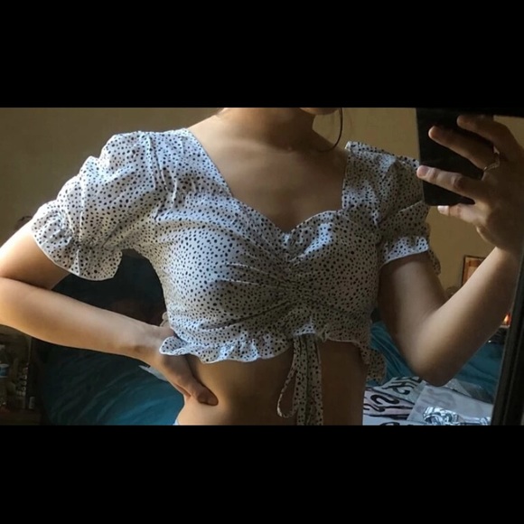 Drawstring Runched Top - Picture 7 of 7